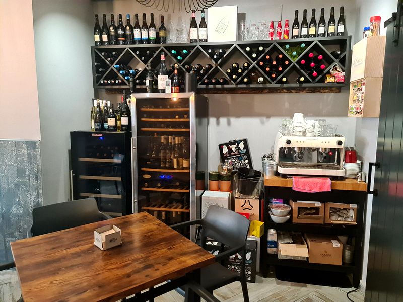 Straza Vinos y Tapas. Detapasconchencho